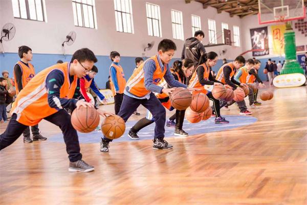 小球星club社区儿童篮球培训