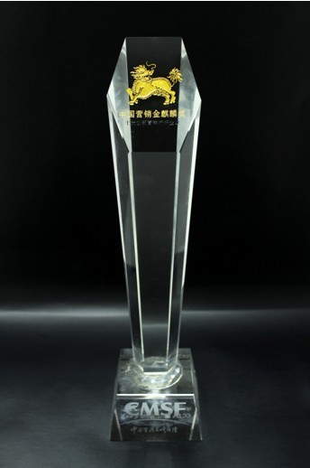 祝贺维意定制家具荣膺“中国营销金麒麟十大创新营销标杆企业”