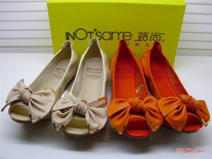 路尚女鞋官方旗舰店网址是多少?