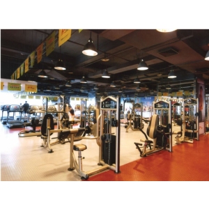 阳光100健身俱乐部