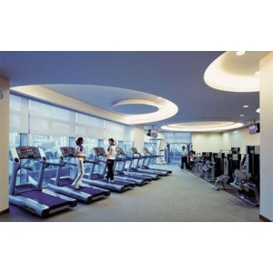 阳光100健身俱乐部