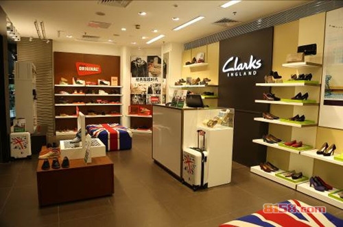 clarks鞋加盟