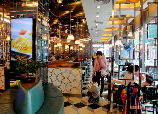 翠华茶餐厅加盟