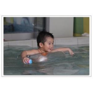 靓宝宝游泳会馆