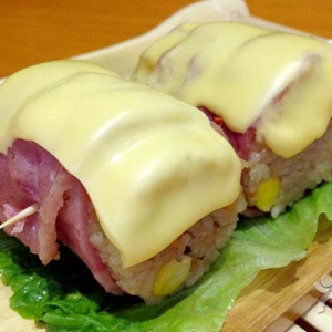 肉卷饭团烧