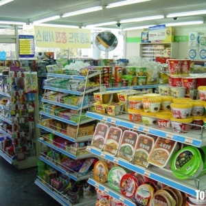 日夜明便利店