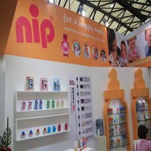 昵哺（nip）