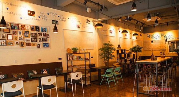 青春咖啡馆加盟