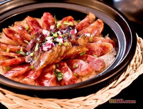 功夫熊猫煲仔饭