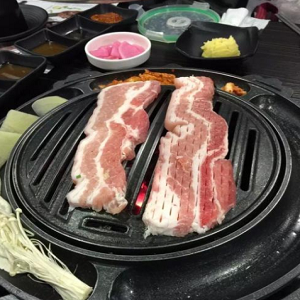 首尔炭火烤肉