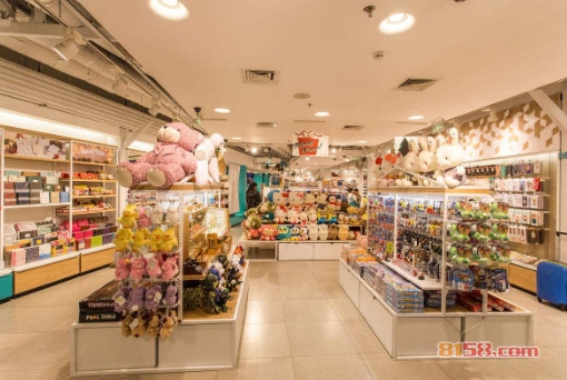 分享时尚饰品加盟店的投资优势！