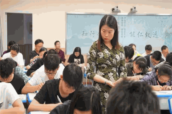 能仁快乐阶梯作文