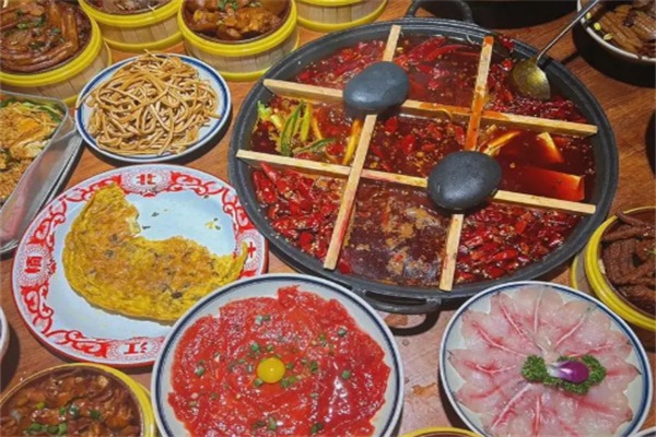 辣虎九宫格火锅