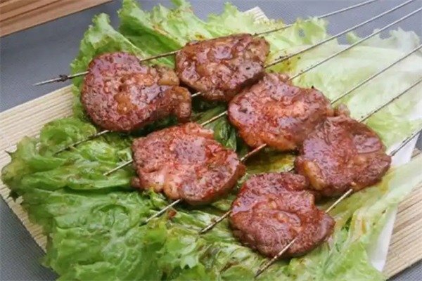 严守一烤腰子