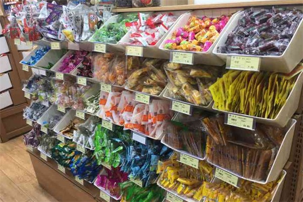 满满糖6元9零食工厂