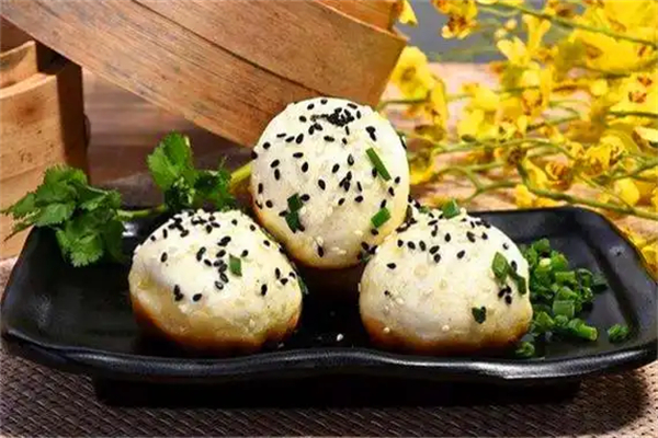 阿胡子生煎包
