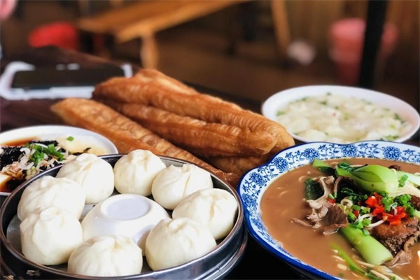古龙早餐
