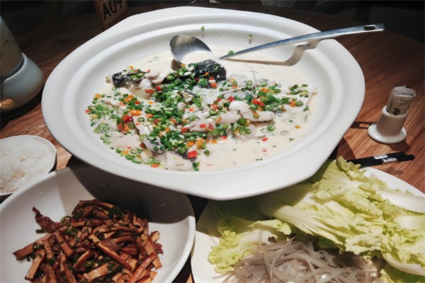 渔娘鱼汤泡饭
