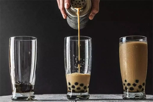 巴士奶茶