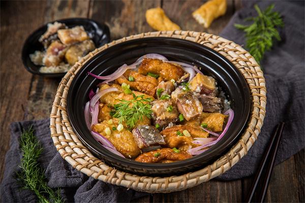 香飘飘煲仔饭