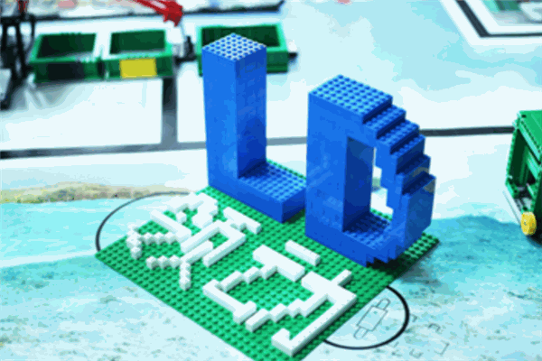 领动机器人教育 领动机器人教育