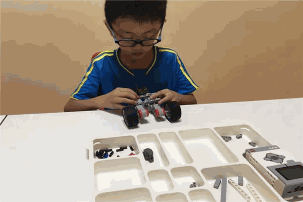 码小高机器人