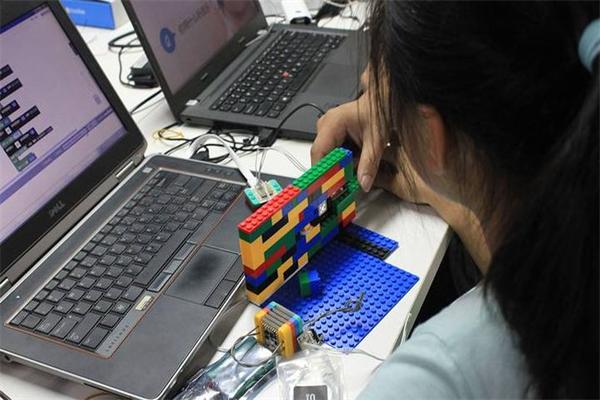 喵博少儿编程 喵博少儿编程