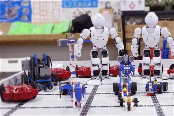 沃来乐机器人培训