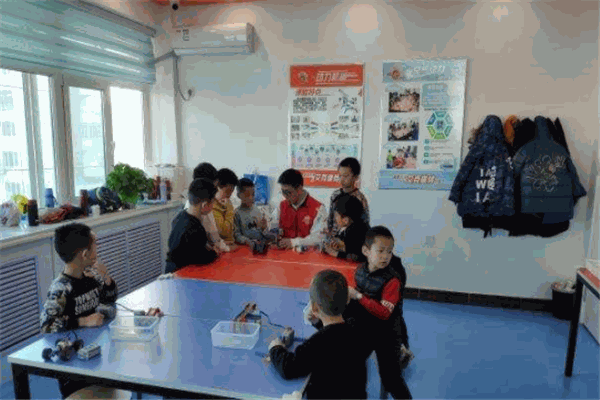 赤峰机器人教育 赤峰机器人教育