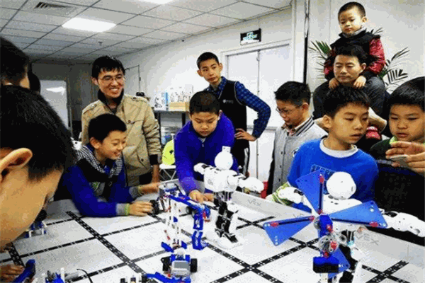 赤峰机器人教育 赤峰机器人教育