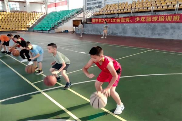 KIDSKING外教篮球培训