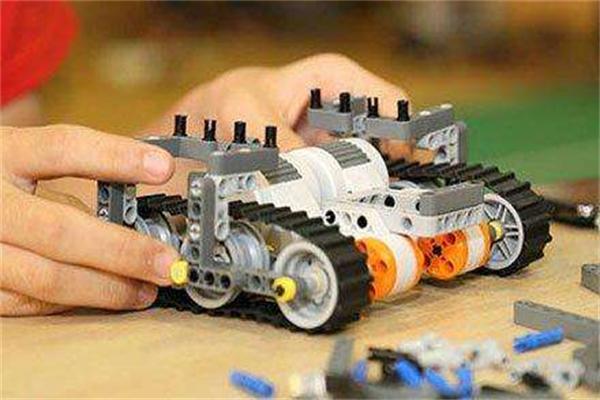 伟者乐高机器人 伟者乐高机器人