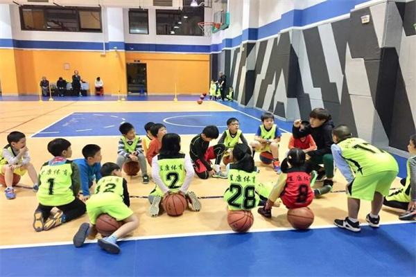 24步青少年篮球培训中心