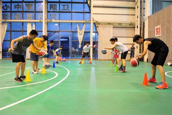 laken青少儿篮球培训中心
