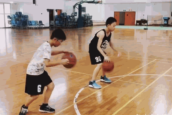 立跃青少年篮球培训