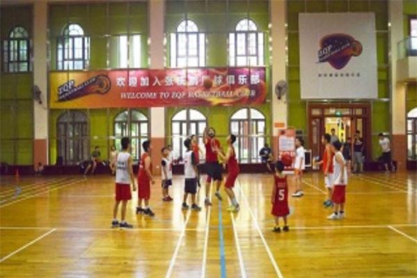 张庆鹏篮球训练营