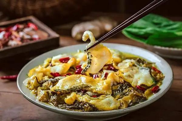晨曦招牌酸菜鱼米饭