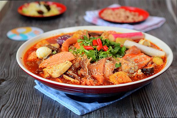艾麻艾辣冒菜 艾麻艾辣冒菜