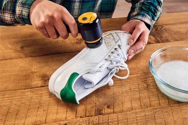 我爱达人洗鞋 我爱达人洗鞋