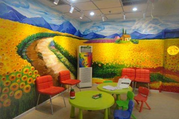 趣画画少儿美术