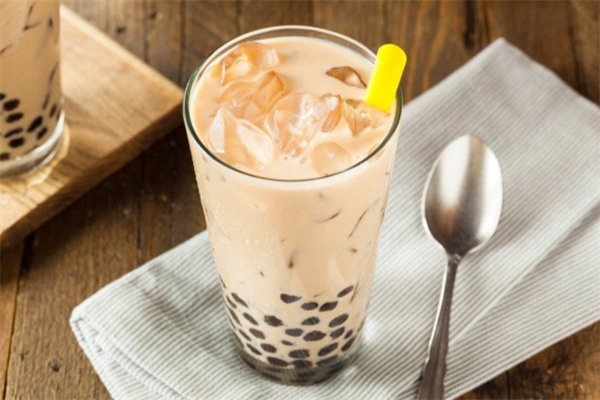 煲红珠奶茶