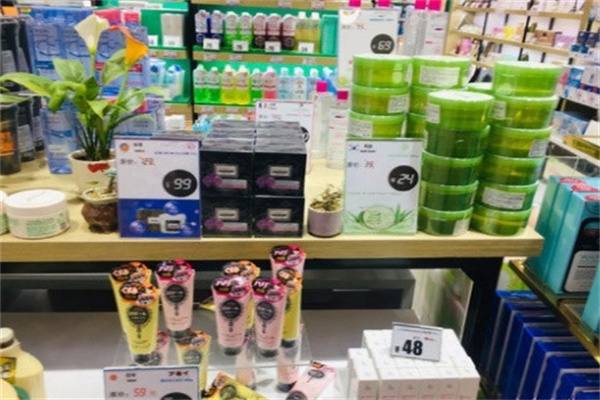 悦和优加化妆品