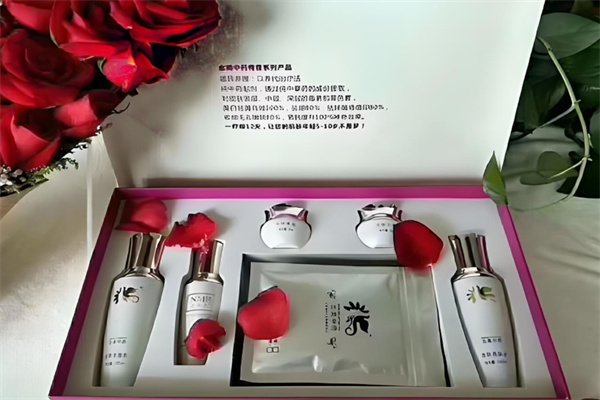 念美中药面膜