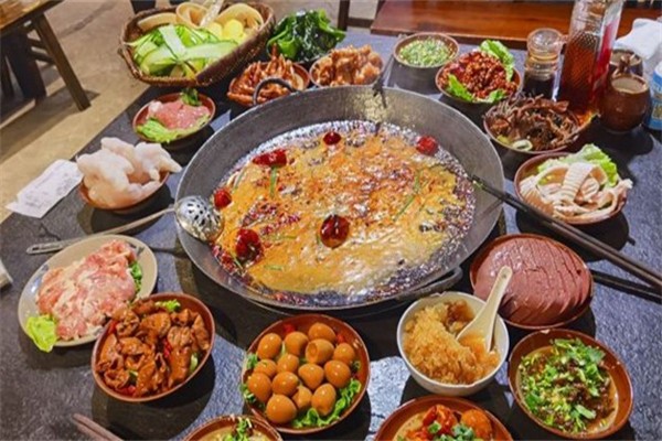 张小辣串串火锅