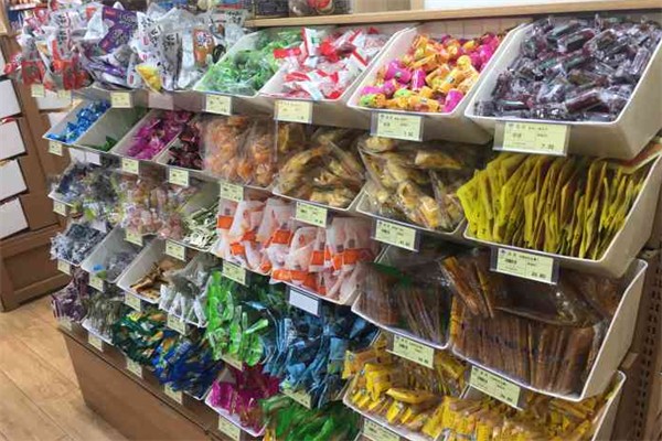 满满糖6元9零食工厂