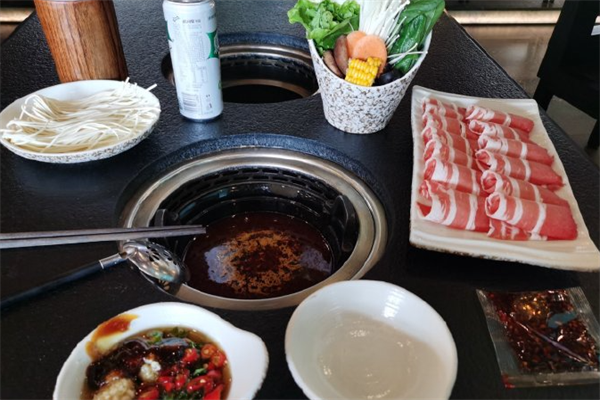 鸭噗鸭噗火锅