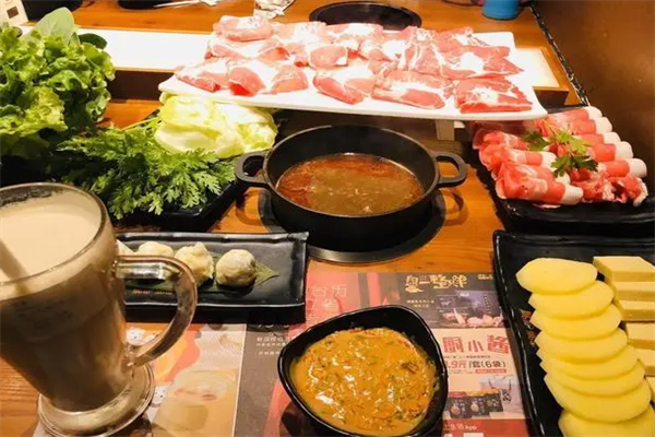 鸭噗鸭噗火锅