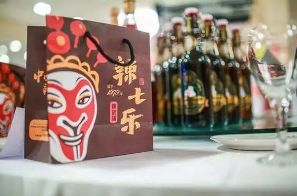 辣七乐鸭脖