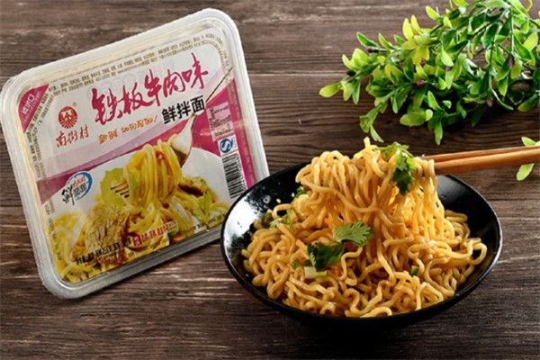 南街村鲜拌面