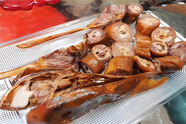 卤小丫炸卤